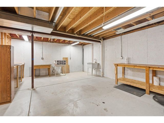 900 Ashford Ln, Fort Collins, CO 80526