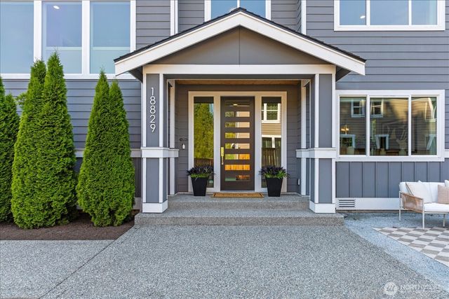 18829 33rd Avenue NE, Lake Forest Park, WA 98155