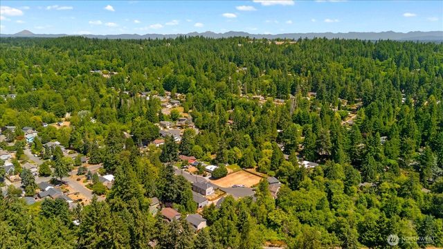 18829 33rd Avenue NE, Lake Forest Park, WA 98155