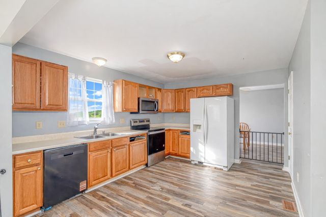 9073 Braxton Drive, Union, KY 41091