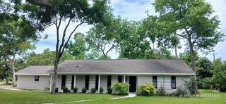 52 Oyster Creek Court, Lake Jackson, TX 77566