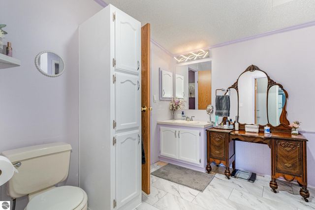 7353 Bagpipe Drive, Alma, MI 48801