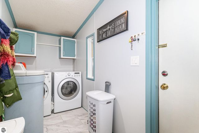 7353 Bagpipe Drive, Alma, MI 48801