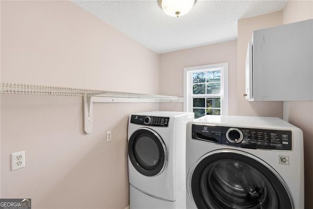 245 Youmans Road, Midway, GA 31320