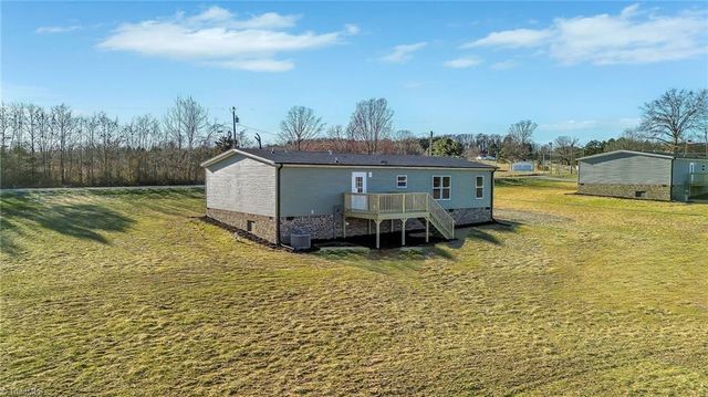 525 Mt Wesley Church Road, Hiddenite, NC 28636
