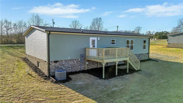 525 Mt Wesley Church Road, Hiddenite, NC 28636