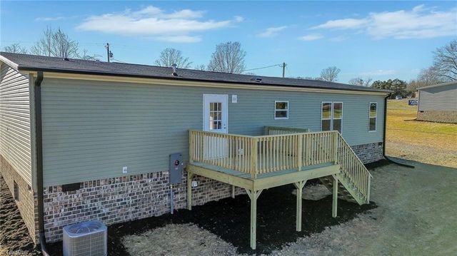 525 Mt Wesley Church Road, Hiddenite, NC 28636