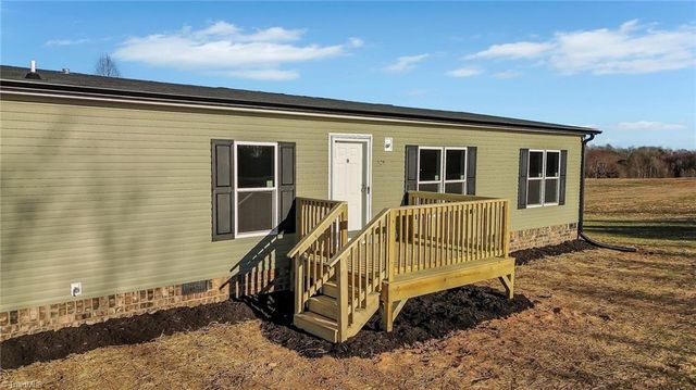525 Mt Wesley Church Road, Hiddenite, NC 28636