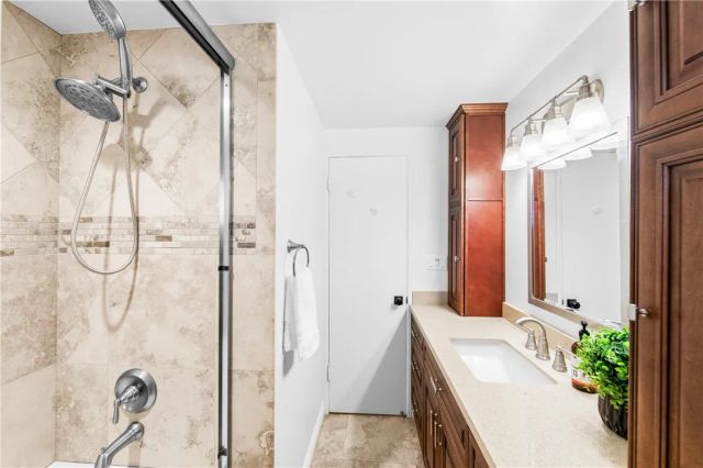 10441 Sunday, Huntington Beach, CA 92646