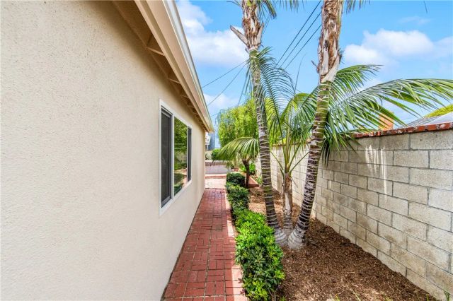 10441 Sunday, Huntington Beach, CA 92646