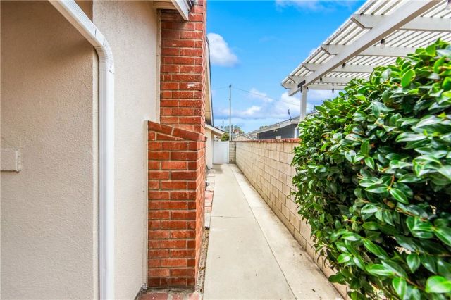 10441 Sunday, Huntington Beach, CA 92646