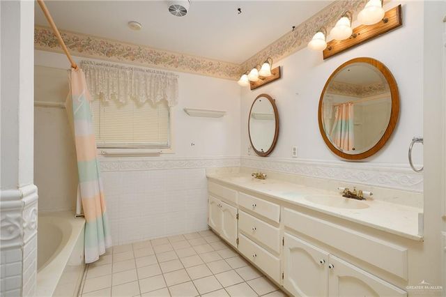 304 N Palm Drive, Pharr, TX 78577