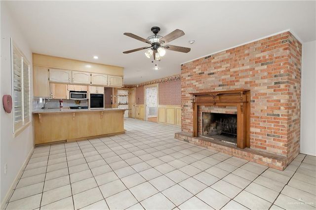 304 N Palm Drive, Pharr, TX 78577