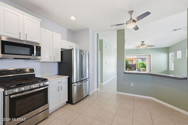 307 W Calle Media Luz, Sahuarita, AZ 85629