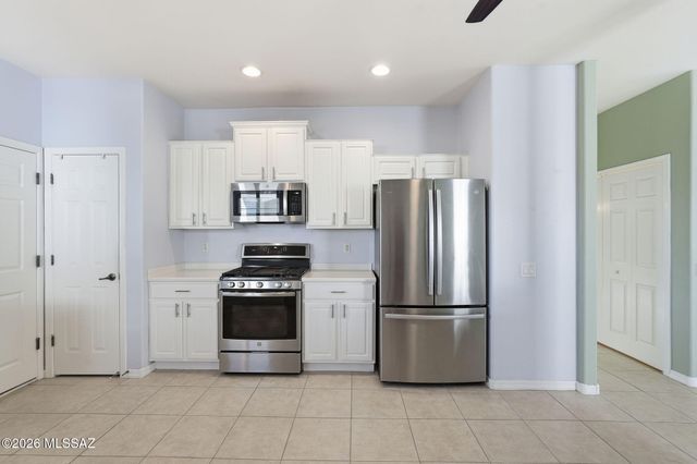 307 W Calle Media Luz, Sahuarita, AZ 85629