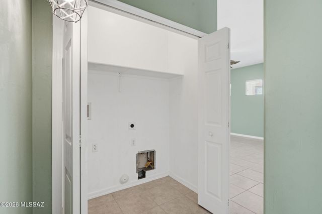 307 W Calle Media Luz, Sahuarita, AZ 85629