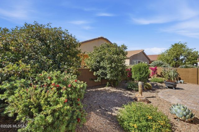 307 W Calle Media Luz, Sahuarita, AZ 85629