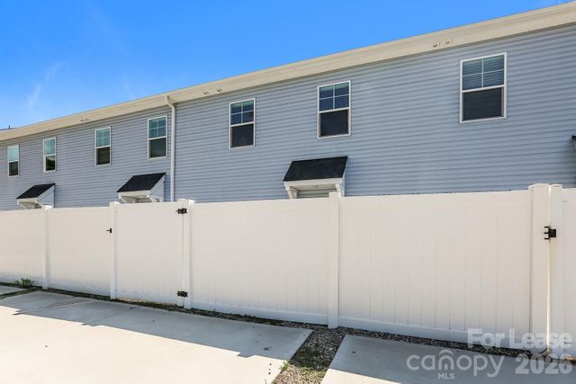 105 Dogwood Village Trail, Mooresville, NC 28115