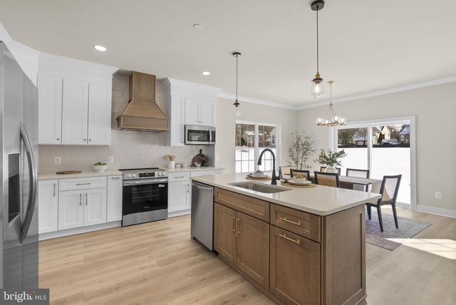 7970 MARION AVE, Pasadena, MD 21122