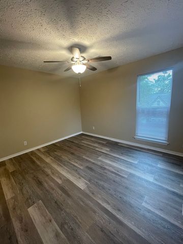 531 Amquiwood Ct, Madison, TN 37115