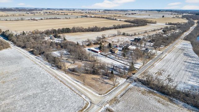 8131 E Creek Road, Janesville, WI 53546