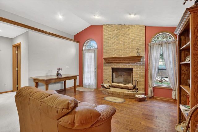 8131 E Creek Road, Janesville, WI 53546