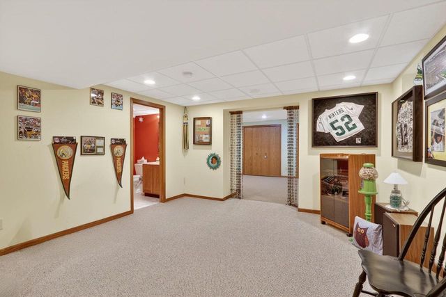 8131 E Creek Road, Janesville, WI 53546