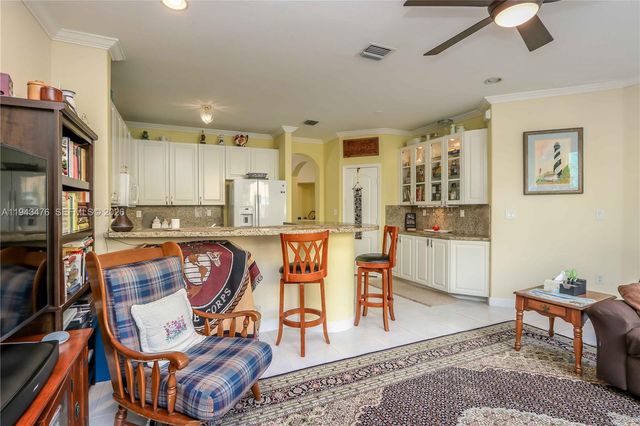 5542 NW 112th Ct, Doral, FL 33178