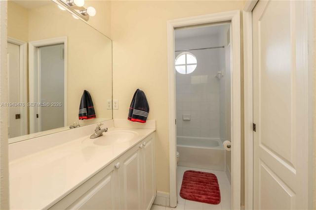 5542 NW 112th Ct, Doral, FL 33178