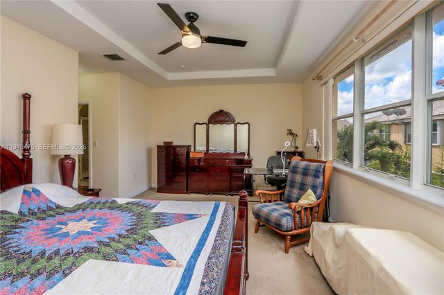 5542 NW 112th Ct, Doral, FL 33178