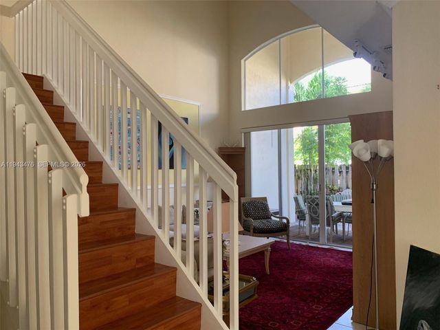 5542 NW 112th Ct, Doral, FL 33178