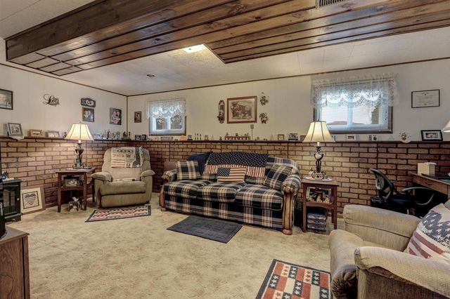 1021 APPLE BLOSSOM DRIVE, Neenah, WI 54956