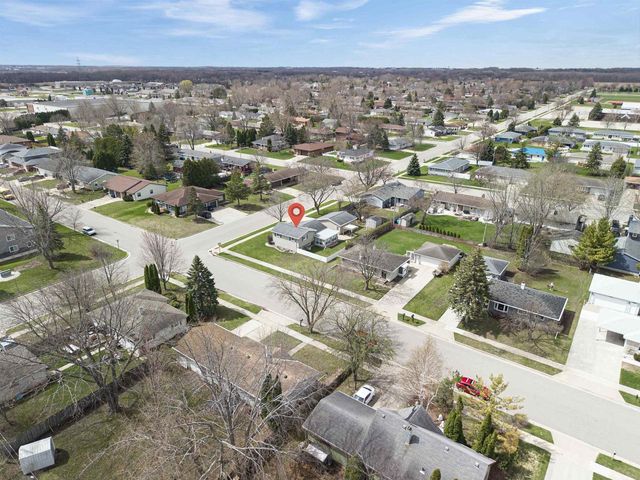 1021 APPLE BLOSSOM DRIVE, Neenah, WI 54956