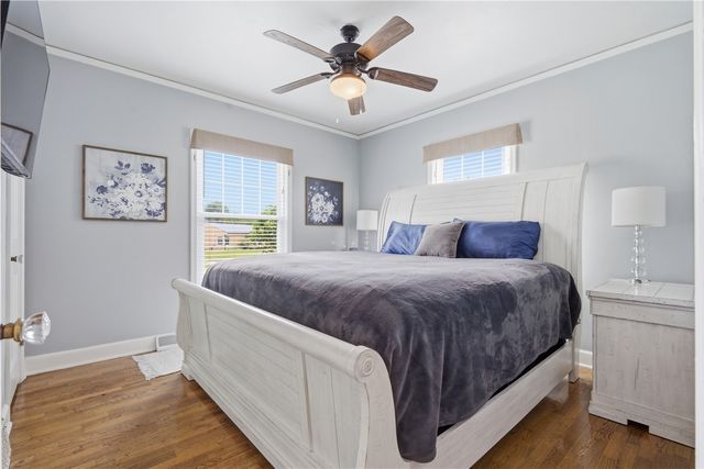 2610 E Avenue NE, Cedar Rapids, IA 52402