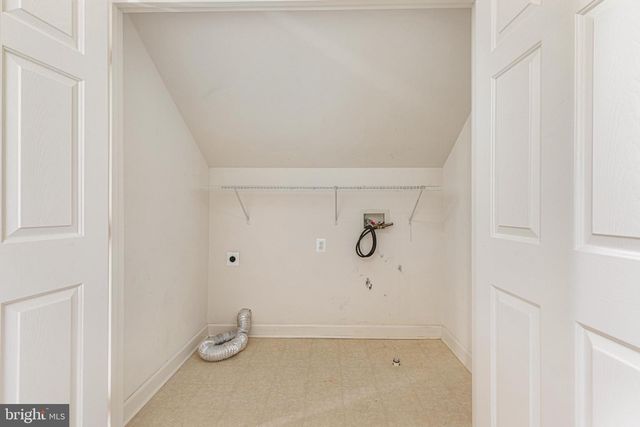 10012 THREE SISTERS CT, Bristow, VA 20136