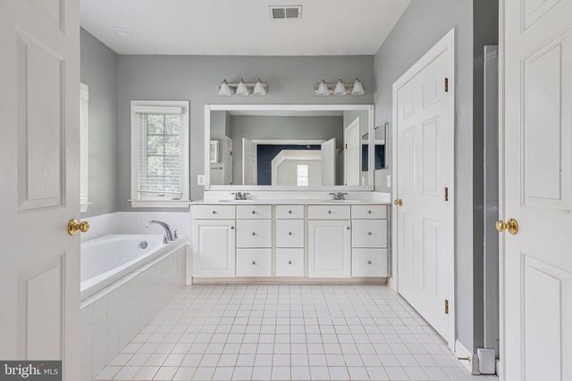 10012 THREE SISTERS CT, Bristow, VA 20136