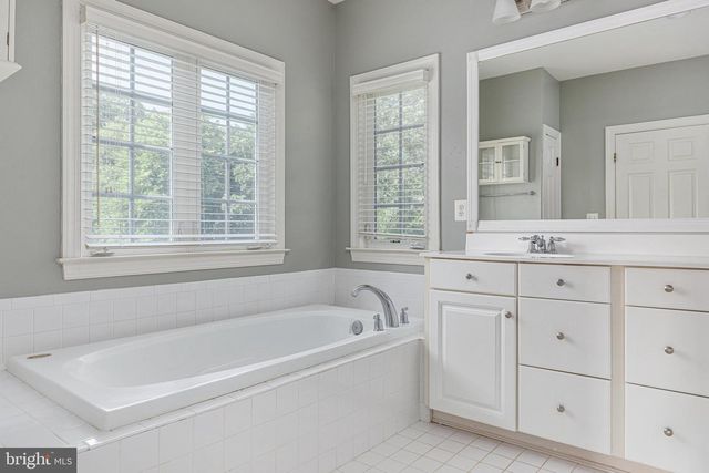 10012 THREE SISTERS CT, Bristow, VA 20136