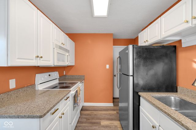 530 Sutherland Avenue A, Indianapolis, IN 46205