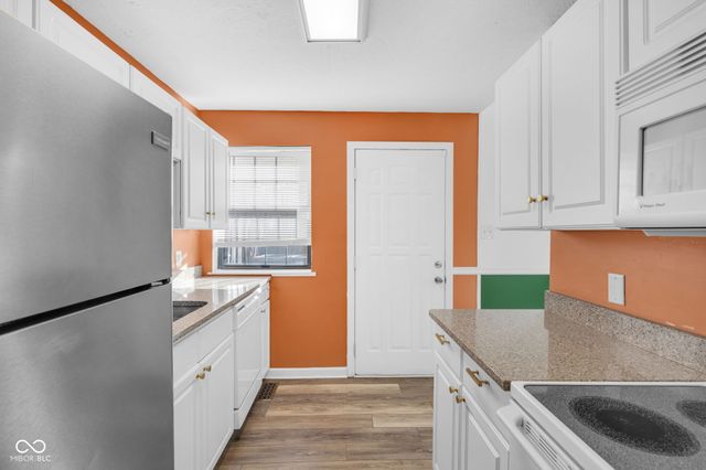 530 Sutherland Avenue A, Indianapolis, IN 46205