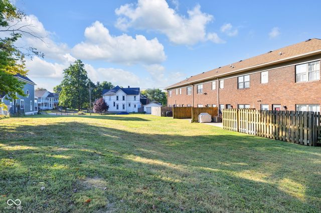 530 Sutherland Avenue A, Indianapolis, IN 46205