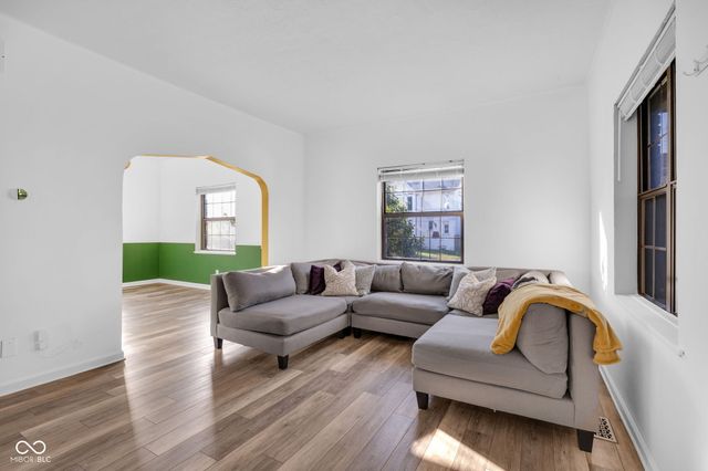 530 Sutherland Avenue A, Indianapolis, IN 46205