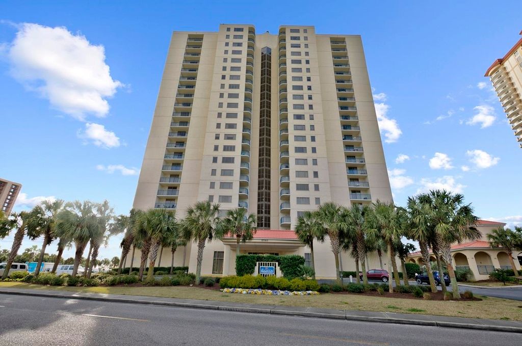 8560 Queensway Blvd Apt 207 207G, Myrtle Beach, SC 29572 — exterior