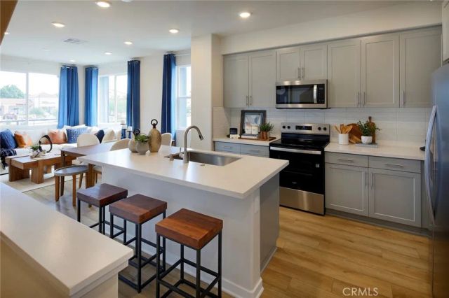 9534 Hannah Way, Riverside, CA 92503