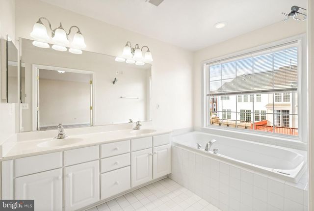 7056 COURTYARD WAY, Haymarket, VA 20169