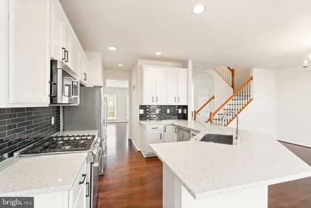 7056 COURTYARD WAY, Haymarket, VA 20169