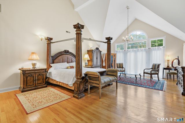 91 Dogwood Lane, Stamford, CT 06903