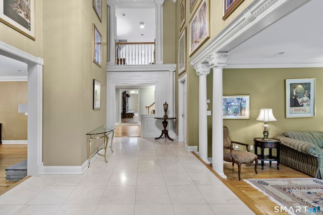 91 Dogwood Lane, Stamford, CT 06903