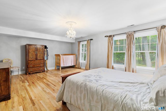 91 Dogwood Lane, Stamford, CT 06903