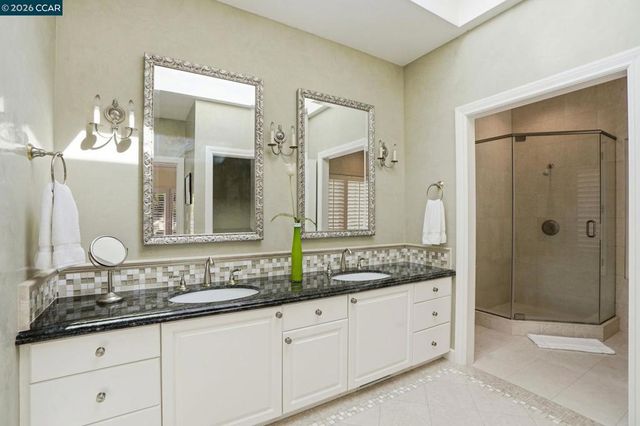 45 N Merrill Circle, Moraga, CA 94556