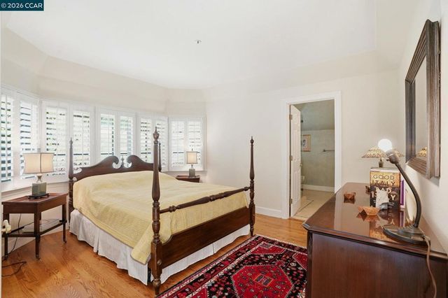 45 N Merrill Circle, Moraga, CA 94556